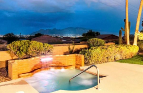 Tucson Posh Oasis with amazing views and relaxing outdoor spa